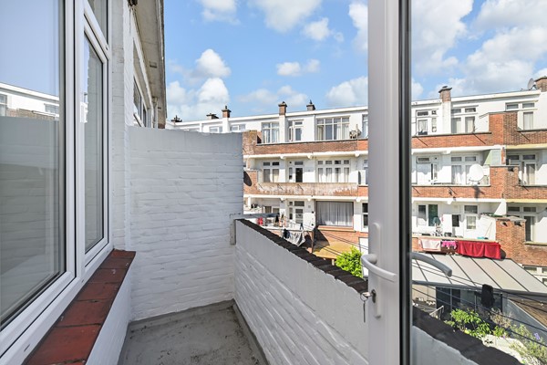 Medium property photo - Hadewichstraat 45, 2531 XX Den Haag